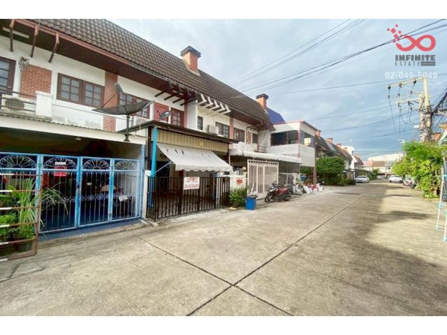 ขายทาวน์เฮ้าส์เกตุนุติการ์เด้นท์ 17 ตร.วา. ลาดพร้าว 80 ใกล้ MRT โชคชัย 4