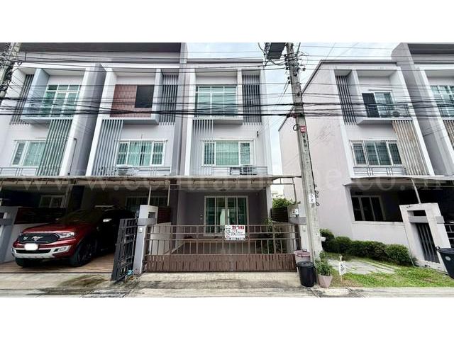 ทาวน์โฮม 3 ชั้น ดิ เอ็กซ์คลูซีฟ แคราย - งามวงศ์วาน ทำเลดี