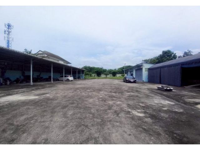 ให้เช่าโกดัง ซอยสุขุมวิท 77 ถนนลาดกระบัง เนื้อที่ 1 ไร่ พร้อมสำนักงาน