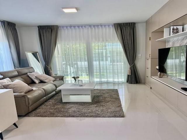 PB5924ให้เช่า บ้านเดี่ยว 2ชั้น หมู่บ้านวิลลาจจิโอ2 ศรีนครินทร์ บางนา ถนนบัวนครินทร์ บ้านใหม่เฟอร์ครบพร้อมอยู่