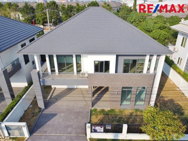 บ้านเดี่ยว กาญจนาภิเษก - 340 ขนาด 106 ตร.วา ซื่อตรง พรีเมี่ยม บางบัวทอง บ้านใหม่ ไม่เคยอยู่ บ้านหลังใหญ่