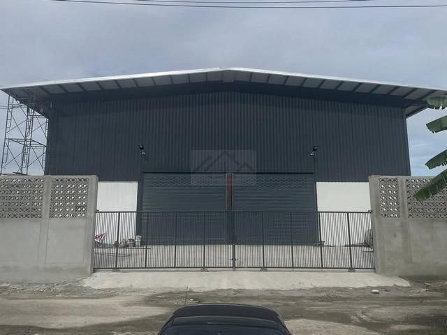 ให้เช่าโกดัง พร้อมออฟฟิศ 900 ตรม. พัฒนาการตัดใหม่ คอนเทนเนอร์เข้า