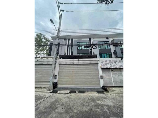 ขายทาวน์โฮม 3 ชั้น Neo Space นีโอ สเปซ ซอยสุคนธสวัสดิ์ 3 ลาดพร้าว71  โชคชัย 4