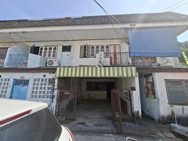 ขายทาวน์เฮ้าส์ 2 ชั้น 23 วา อินทามระซอย 3 ใกล้บิ๊กซีสะพานควาย ใกล้รถไฟฟ้า BTS สถานีสะพานควาย เขตพญาไท กทม.