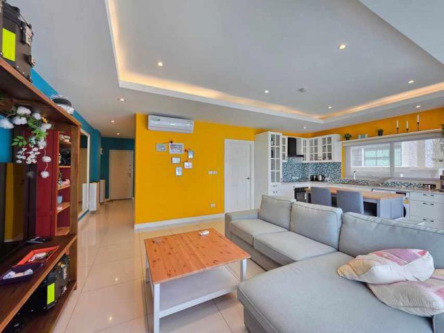 C1220 ขายคอนโด Tudor Court ตำหนักห้องหัวมุม ขนาดใหญ่ 1 ห้องนอน