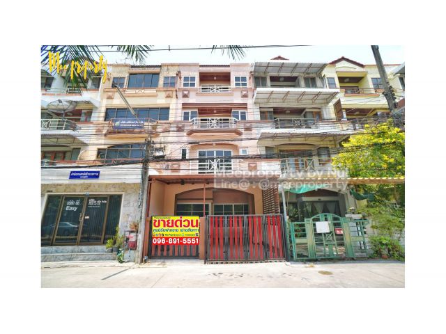 ขายทาวน์เฮ้าส์ 4 ชั้น ทำเลดี เหมาะทำเป็นสำนักงาน เข้า-ออกได้หลายซ