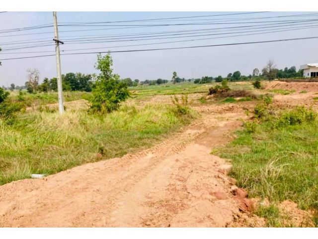 ขายที่ดินเปล่าติดถนนมิตรภาพ/ติดปั้มเชลล์ 10-2-50 ไร่ อ.พล ขอนแก่น