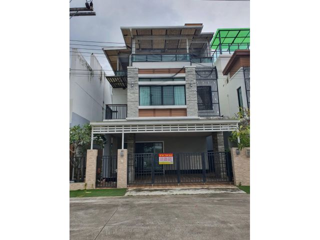 ขายบ้านเดี่ยว 3 ชั้นพร้อมดาดฟ้า รับลมทะเล ชะอำ