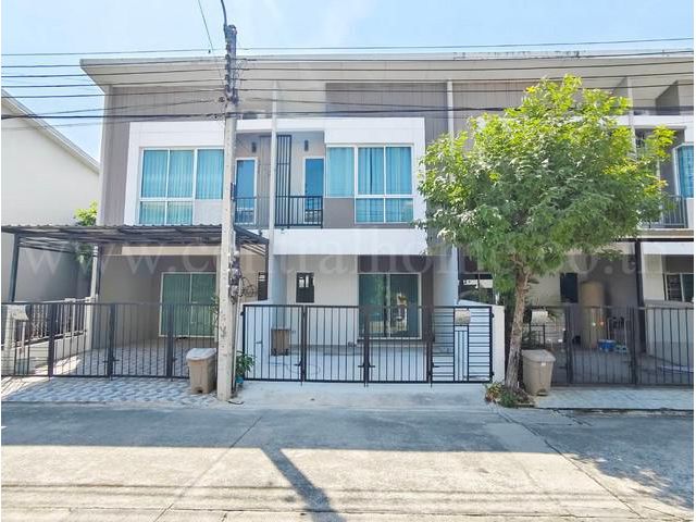 ขายด่วน ทาวน์เฮ้าส์ บ้านซิตี้เซนส์ รามอินทรา ต่อเติมครัว พร้อมอยู