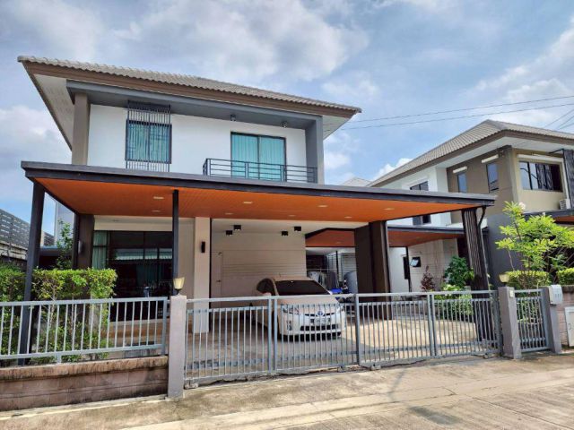 ขายบ้านเดี่ยว 2 ชั้น หลังมุม เอชเคป ซีรีน บางนา-สุขาภิบาล 2 ขนาด 58.2 ตร.วา ย่าน ประเวศ กรุงเทพฯ