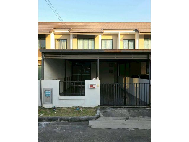 ขาย/เช่าโครงการ Areeya  บ้านทาวน์โฮม2ชั้น มบ.เดอะคัลเลอร์  บางนา วงแหวน2 ทำเลดี ใกล้เมกาบางนา