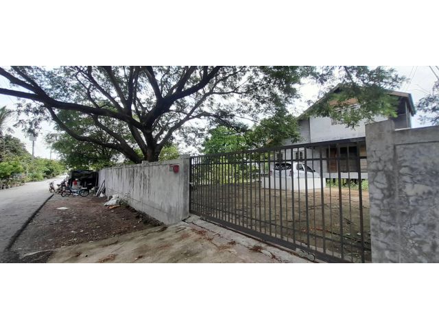 ขายที่ดิน 200 ตารางวา ถมสูง พร้อมบ้านสองชั้น 90 ตารางเมตร