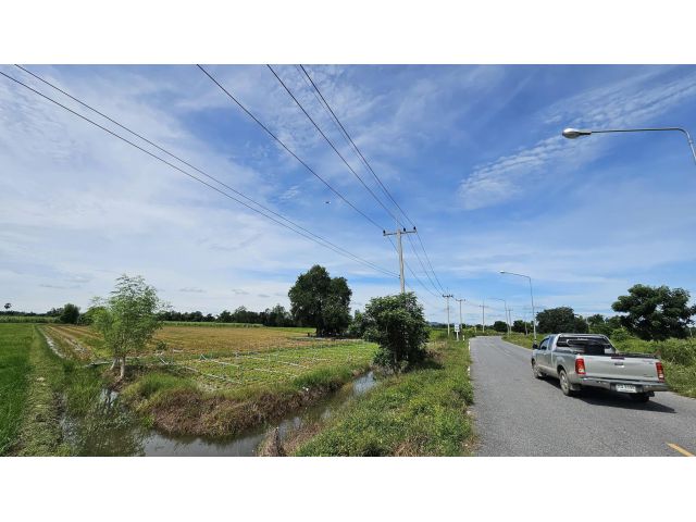 ขายที่ดินติดถนนลาดยางเห็นวิวเขา 8ไร่66ตรว. ขายยกแปลง 2.9 ล้านบาท ค่าโอนเจ้าของออกให้