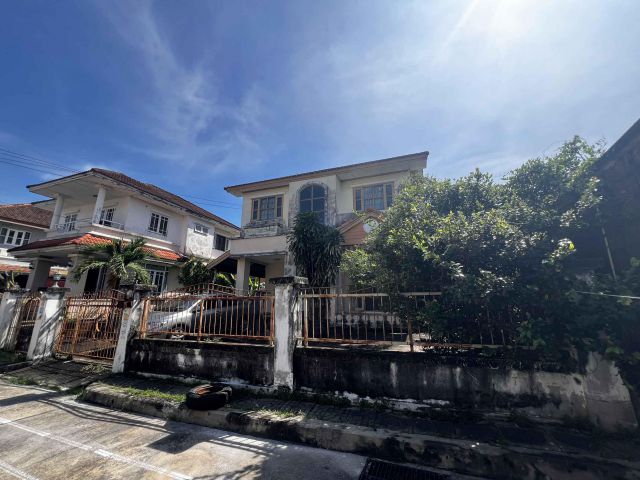 ขาย บ้านวรารมย์ ประชาอุทิศ 98 ทุ่งครุ หลังมุมใน แถมแอร์ เงียบสงบ ทำเลดี เดินทางสะดวก