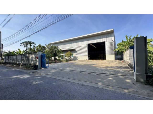 ขายที่ดินพร้อมโกดังเก็บสินค้า เนื้อที่ 1 ไร่ ซอย กรุงเทพกรีฑา 37 แยก 8 แขวงทับช้าง สะพานสูง กรุงเทพๆ