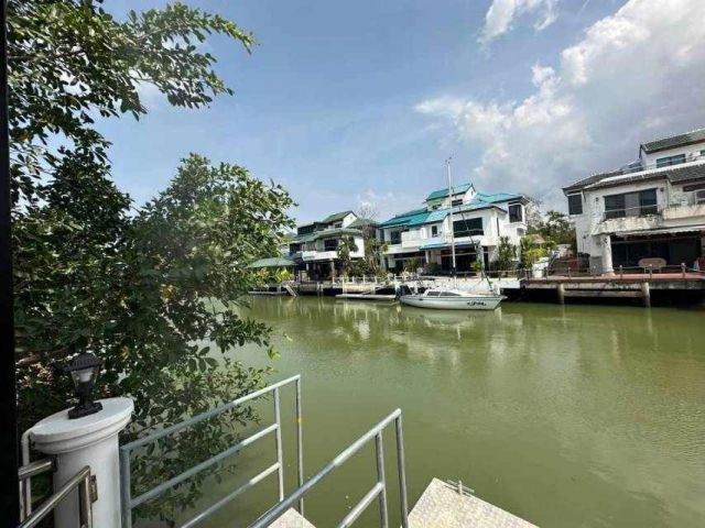 H966 ขาย  Yacht Club 3 – บ้านติดทะเล โซนนาจอมเทียน 4 ห้องนอน