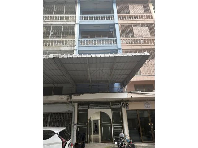 ให้เช่าโฮมออฟฟิศ 4.5 ชั้น ซอยภูมิจิตร ถนนพระรามที่ 4 ใกล้ BTS 750