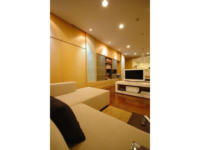 Noble Ora Thonglor 9th floor