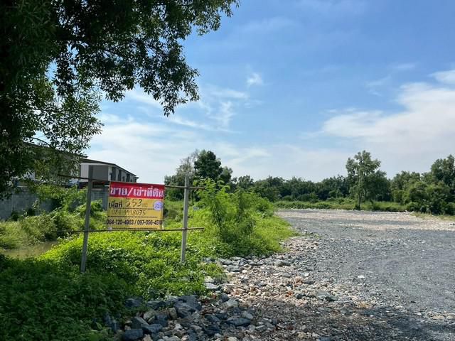 ขาย / เช่า ที่ดินถมแล้ว  1 ไร่ 1 งาน 53 ตารางวา   ใกล้วัดคู่สร้าง