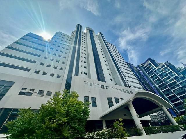 ให้เช่า Eastern Tower คอนโด ห้องชุด 2 นอน เลี้ยงสัตว์ได้ วิวทะเล