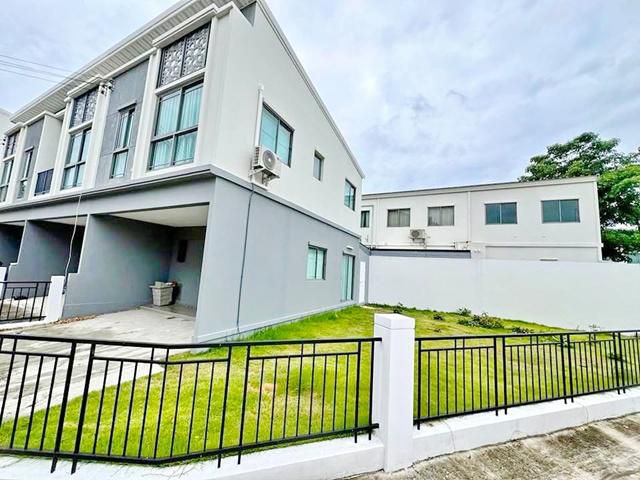 หลังมุม 3นอน แจ้งวัฒนะ ท็อปส์ ชัยพฤกษ์  1.7 กม.ทาวน์โฮมหรู 2ชั้น