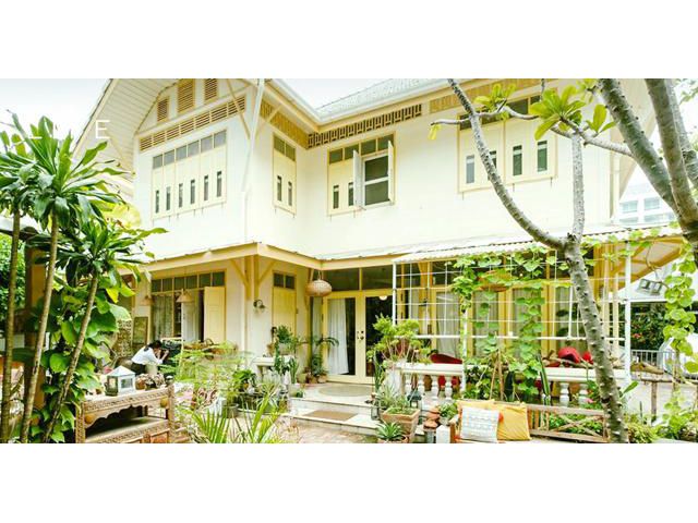 พระราม 4  Airbnb ถูกมาก สีลม สาทร ใจกลาง CBD MRTสามย่าน 500ม.