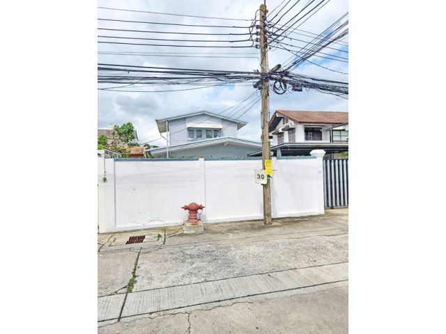 ซ.ประชาชื่น 1-8 มจพ. 4.5 กม.MRTบางซื่อ1.5 กม. 3-4นอน  60ตรว.