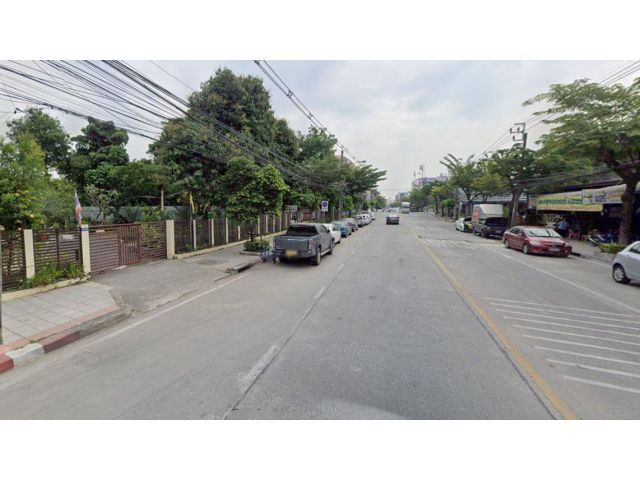 ขายที่ดิน 429 ตารางวา ถนนบางขุนนนท์ แขวงบางขุนนนท์ เขตบางกอกน้อย กรุงเทพมหานคร