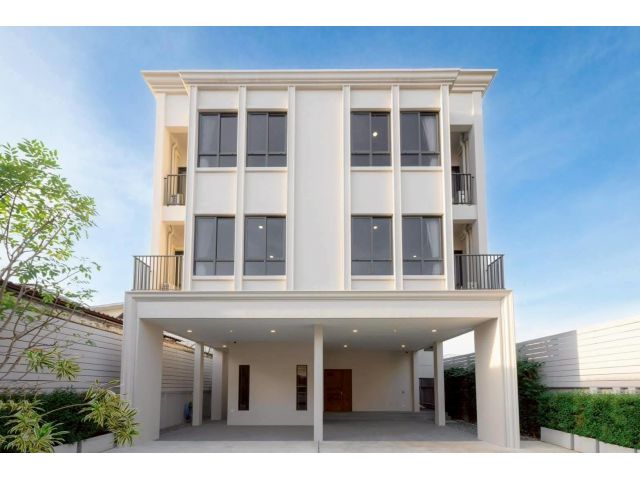 ขายบ้านเดี่ยว 3 ชั้น 94.3 ตร.ว. ซ.ดำเนินกลางใต้ ใกล้ สนามหลวง และ ม.ธรรมศาสตร์