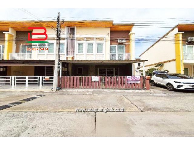 ทาวน์โฮม หลังริม โกลเด้น ทาวน์ วัชรพล-สุขาภิบาล 5 เนื้อที่ 21.7 ตรว. ใกล้บิ๊กซี สุขาภิบาล 5 แขวงออเงิน เขตสายไหม