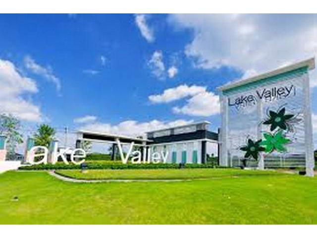 ขายบ้านเดี่ยว 2 ชั้น Lake Valley บ่อวิน ศรีราชา หลังมุม ใกล้ อมตะ