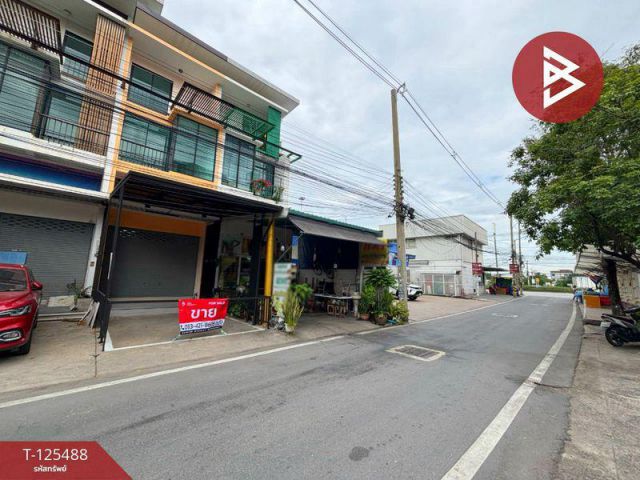 ขาย อาคารพาณิชย์ 3 ชั้น หนองไม้แดง ชลบุรี เนื้อที่ 23 ตารางวา