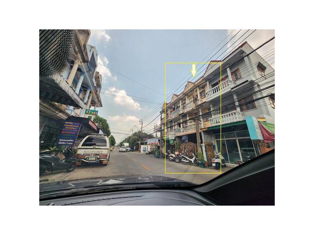 ขายอาคารพาณิชย์ 3 ชั้น 1 คูหา ซอยรามอินทรา 19 ราคา 2.2ลบ.