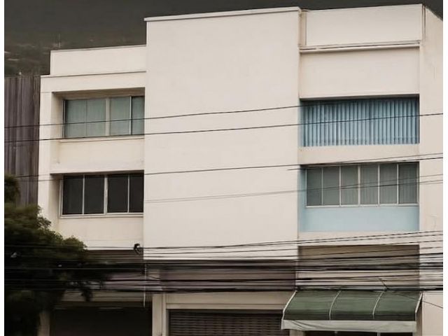 ขายอาคารพาณิชย์ 1 คูหา ถนนคลองชลประทาน ต.สุเทพ