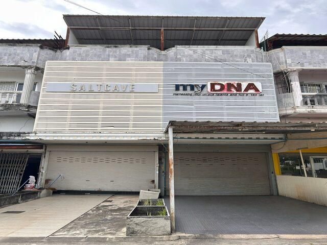 ขาย/เช่า อาคารพาณิชย์ 2 ชั้นครึ่ง 2 คูหา ในตัวเมืองระยอง