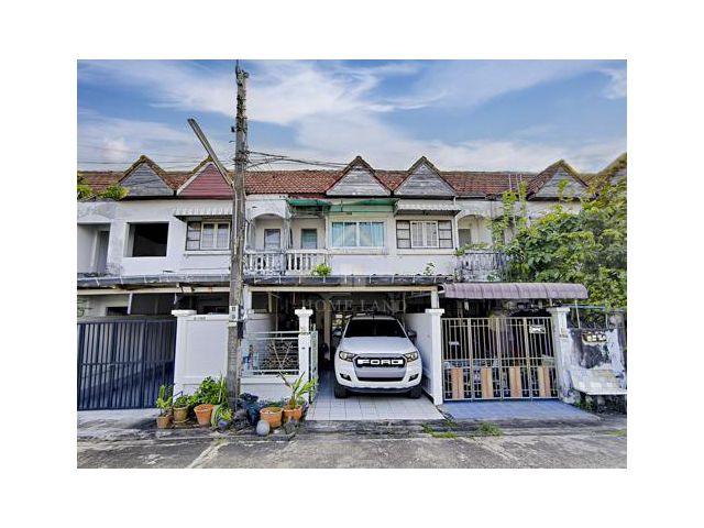 ทาวน์เฮ้าส์ หมู่บ้าน ภัทรนิเวศน์ แจ้งวัฒนะ - ปากเกร็ด 19