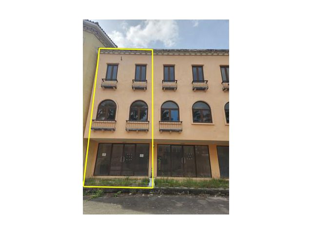 ตึกแถวเขาใหญ่–หมูสี ตึกใหม่ 3 ชั้น 20 ตร.วา พื้นที่ 150 ตร.ม.