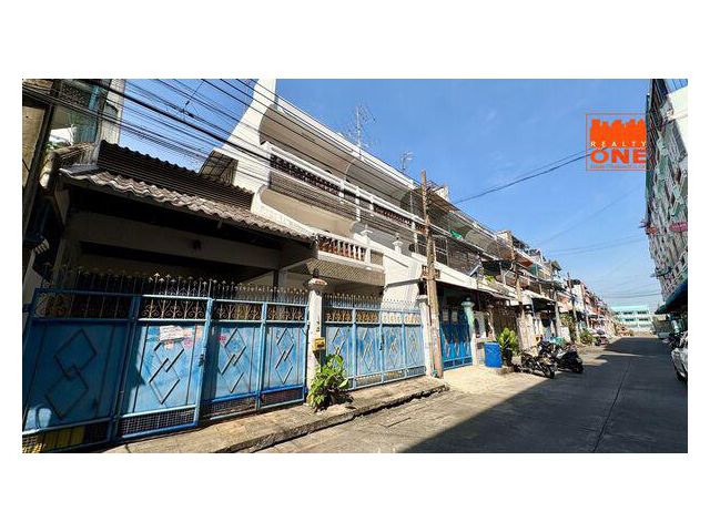 ขายทาวน์โฮม 3 ชั้น และ 1 ชั้น บนที่ดิน 40.3 ตารางวา