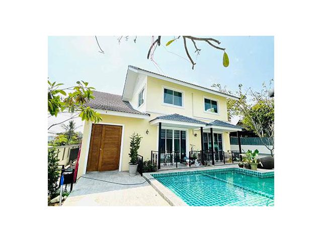 ให้เช่า พูลวิลล่าขนาดใหญ่ 200 ตรว. หมู่บ้านเชียงใหม่เลคแลนด์