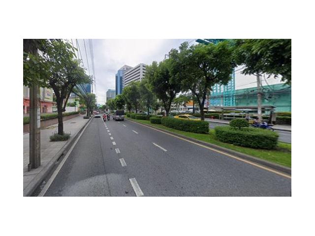 ขายที่ดินแปลงใหญ่ ติดห้าง 2 ฝั่ง บนถนนพระรามที่ 4