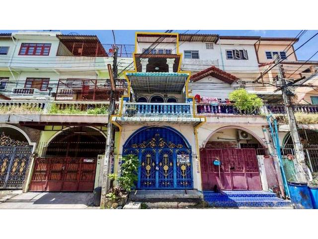 ลดราคา ทาวน์เฮ้าส์ 4 ชั้น ธารทองวิลล่า บางแวก 26 พร้อมอยู่