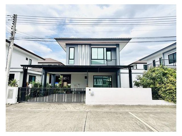 ขายบ้านเดี่ยว2ชั้น ขนาด 54 ตร.วา หมู่บ้านเดอะพราว พระราม2 พันท้ายนรสิงห์ 5 นอน 2 ห้องน้ำ ต.พันท้ายนรสิงห์ อ.เมือง จ.สมุท