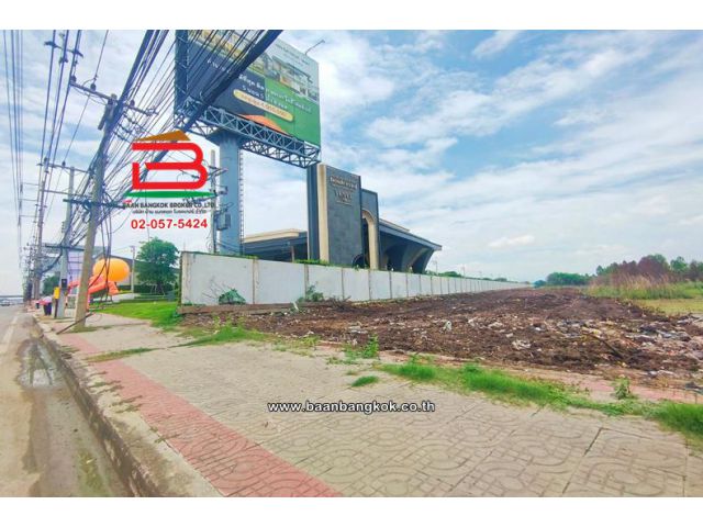 ที่ดินเปล่า เนื้อที่ 23-0-52 ไร่ ติดกับโครงการบูเลอวาร์ด (ซอยคลองหลวง 10) ถนนพหลโยธิน ตำบลคลองหนึ่ง อำเภอคลองหลวง จังหวัดปทุมธานี