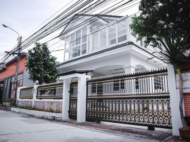 ให้เช่าด่วนบ้านเดี่ยวซอยลาดพร้าววังหิน18มี3นอน3น้ำตกแต่งใหม่เช่า3