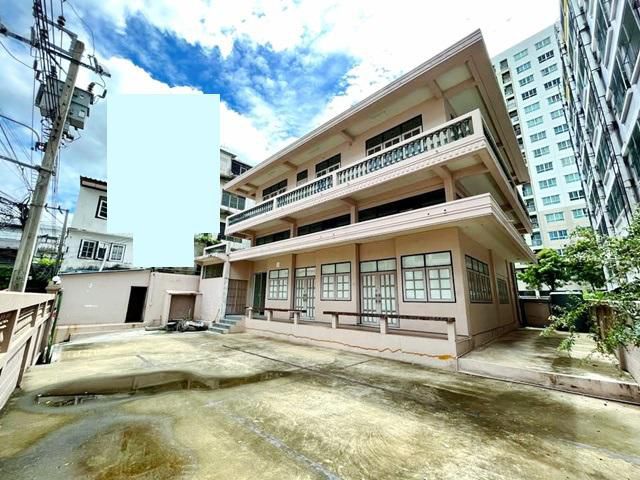 ให้เช่าบ้านเดี่ยว 3 ใกล้ที่สุด BTSอ่อนนุช ในโลก 700ม. อ่อนนุช2-9