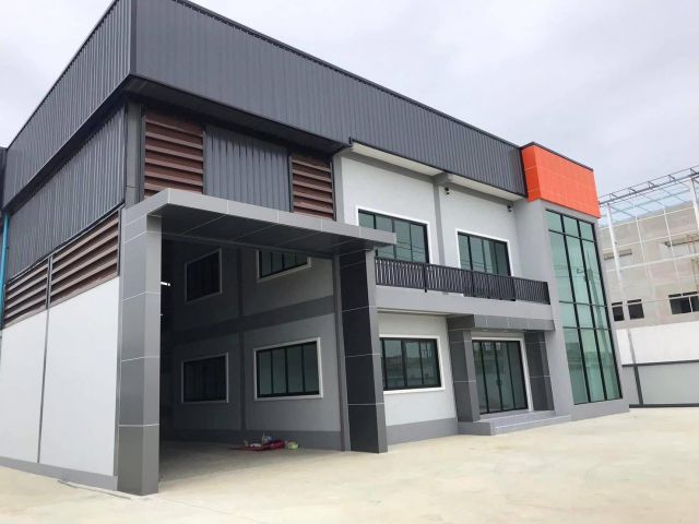 ที่ดินติดถนนใหญ่พร้อมโรงงานใหม่ราคาเริ่มต้นเพียง2.9ล้านบาทเท่านั้นโทรด่วน 091-115-1105