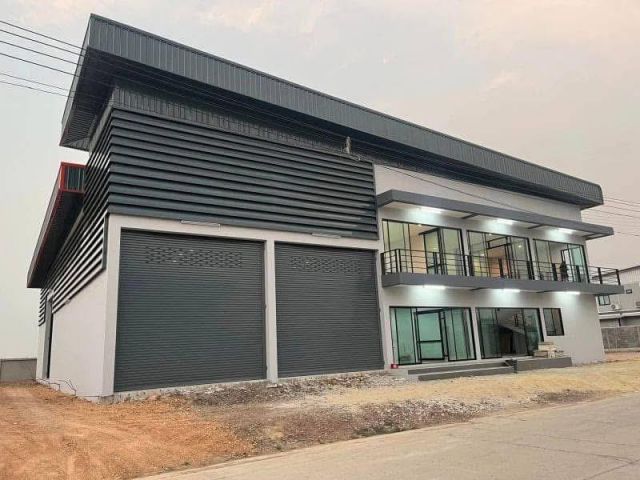 ที่ดินติดถนนใหญ่พร้อมโรงงานใหม่ราคาเริ่มต้นเพียง2.9ล้านบาทเท่านั้นโทรด่วน 091-115-1105