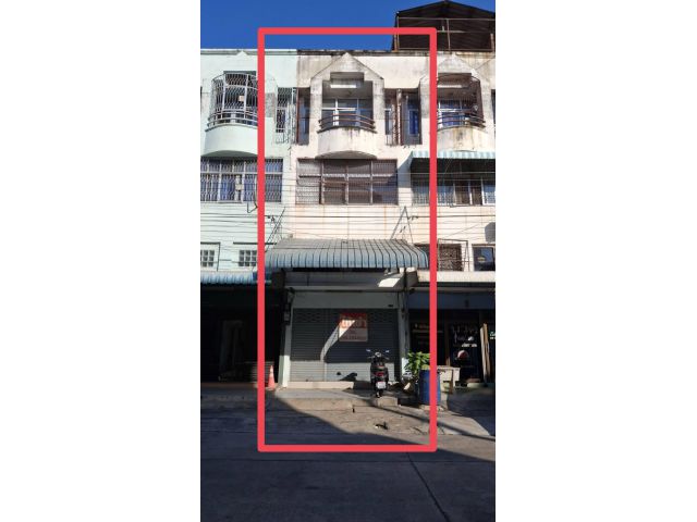 ขายอาคารพาณิชย์ 3 ชั้นครึ่ง