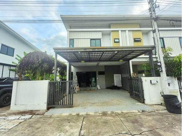 ลาดหลุมแก้ว ถ.ราชพฤกษ์-กาญจนาภิเษก ให้เช่าทาวน์โฮม 2 ชั้น 29 ตร.