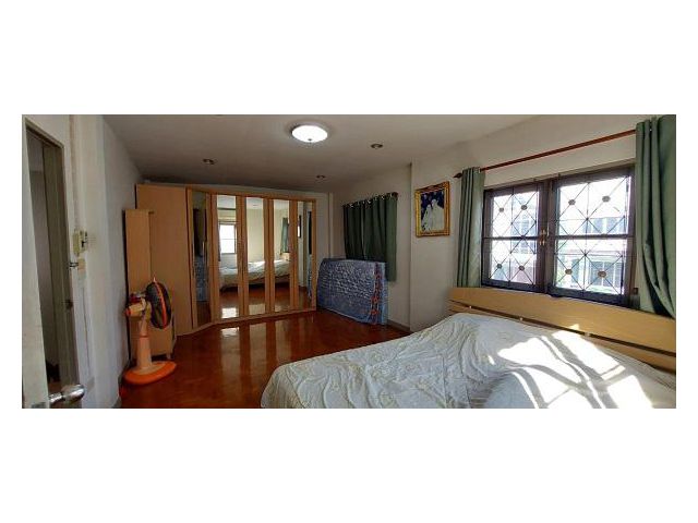 มบ.อารีน่าชวนชื่น รามอินทรา